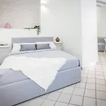Sm Maison Marina