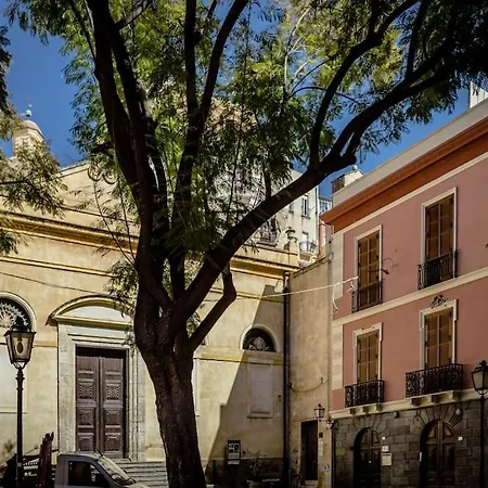 Sm Maison Marina Кальяри